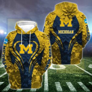 Personalized NCAA Michigan Wolverines Hoodie Leggings Casual Chic Duo Set 1