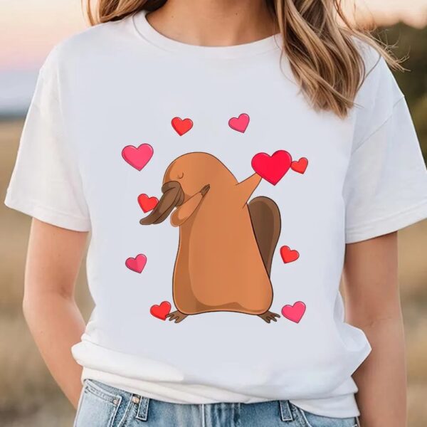 Valentines Womens Shirts, Cute Platypus Dabbing Platypus Valentine’s Day T-Shirt