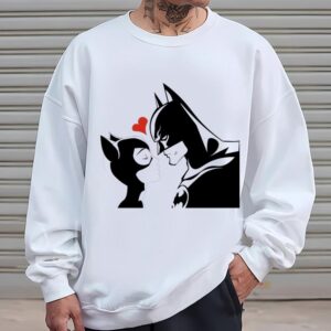 Valentines Womens Shirts DC Comics Valentines Day Batman Kiss Shirt 1