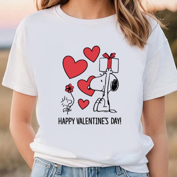 Valentines Womens Shirts, Peanuts Snoopy Happy Valentines Day T-Shirt