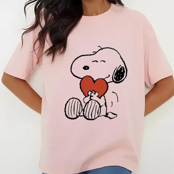 Valentines Womens Shirts, Snoopy Hugs Heart Snoopy Classic T-Shirts