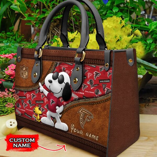 Custom Name  Atlanta Falcons Snoopy NFL Leather Hand Bag