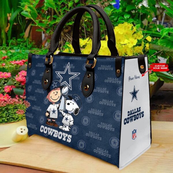 Custom Name NFL Dallas Cowboys Snoopy With Friend Leather Hand Bag