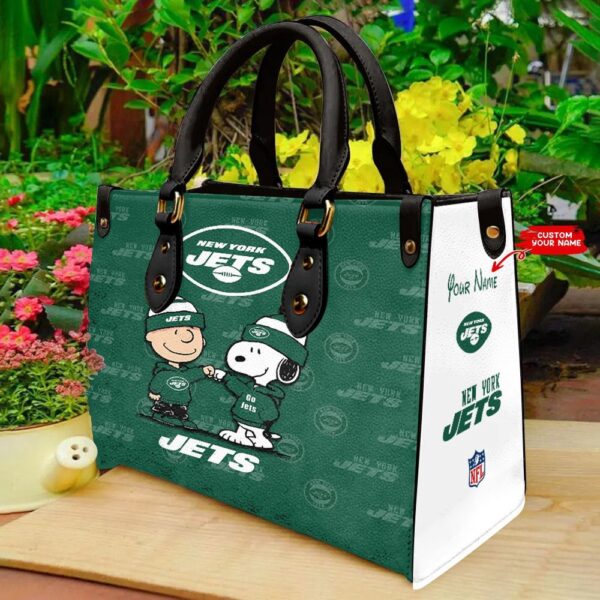 Custom Name NFL New York Jets Snoopy With Friend Leather Hand Bag