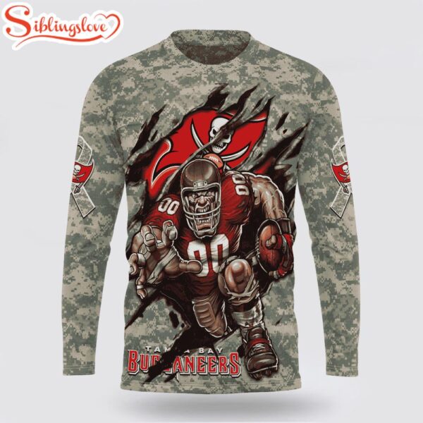 Custom Name And Number NFL Tampa Bay Buccaneers Camo Mascot 3D Sweatshirt Gift For Fans