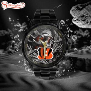 Custom Name Cincinnati Bengals NFL Men Black Stainless Steel Watch Gift For Fans