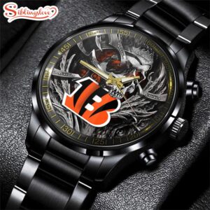 Custom Name Cincinnati Bengals NFL Men Black Stainless Steel Watch Gift For Fans