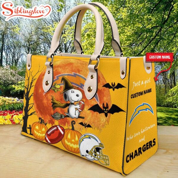 Custom Name Los Angeles Chargers NFL Snoopy Halloween Women Leather Hand Bag