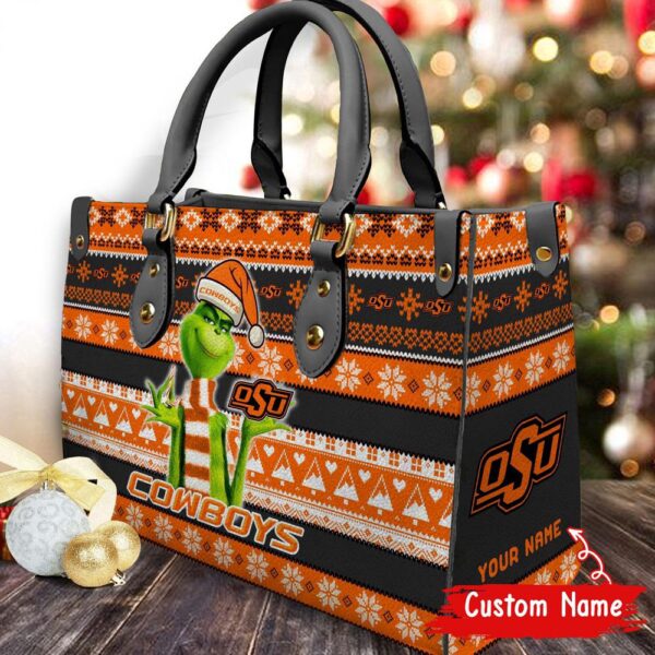 Custom Name NCAA Oklahoma State Cowboys Grinch Christmas Women Leather Hand Bag