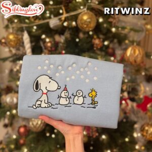 Snoopy Christmas Embroidered Sweatshirt Fashion…